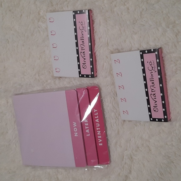 Olivia Mullin Co. Notepad Set with Pen - Picture 3 of 3